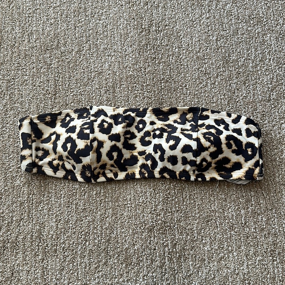 EUC Abercrombie & Fitch bandeau bikini top